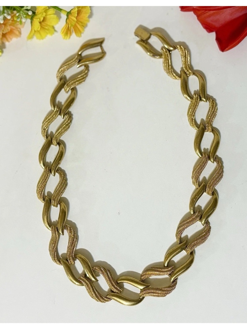 Vintage Napier Smooth/Textured Gold Twisted Link Bold Chunky Statement Necklace